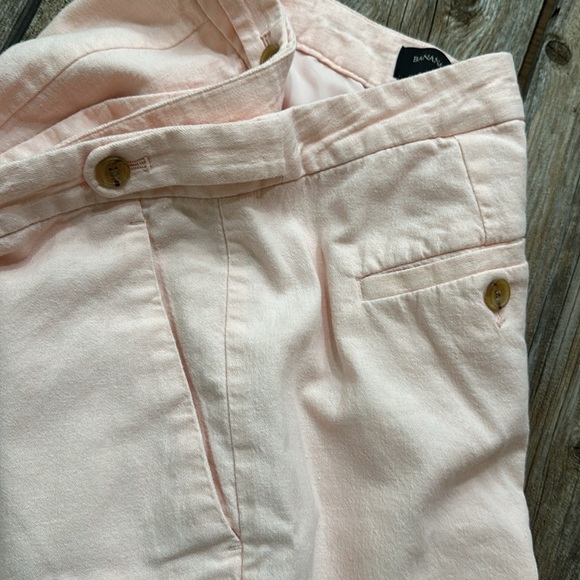 Banana republic Avery linen pants. Size 12. Blush color. - Picture 5 of 9